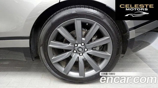 LAND ROVER Range Rover Velar 3.0 D300 R-Dynamic HSE 2019 — photo 7 sur 40