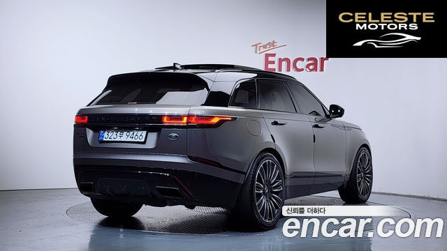 LAND ROVER Range Rover Velar 3.0 D300 R-Dynamic HSE 2018 — photo 2 sur 36