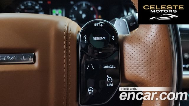LAND ROVER Range Rover Velar 3.0 D300 R-Dynamic HSE 2018 — photo 22 sur 36