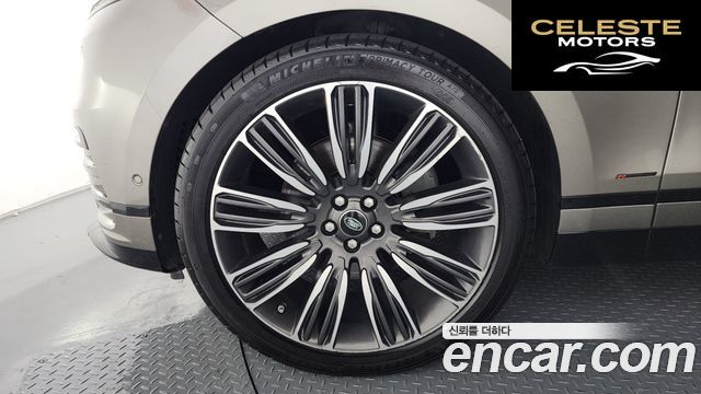 LAND ROVER Range Rover Velar 3.0 D300 R-Dynamic HSE 2018 — photo 5 sur 36