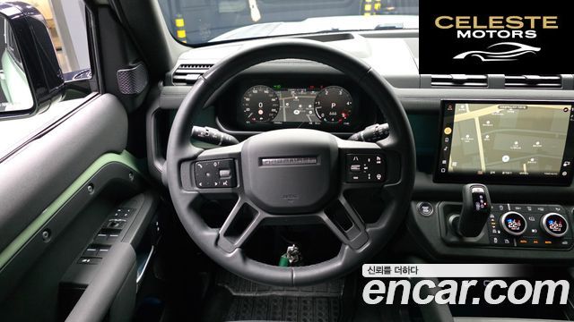LAND ROVER Defender (L663) 110 D300 75th Edition 2023 — photo 13 sur 20