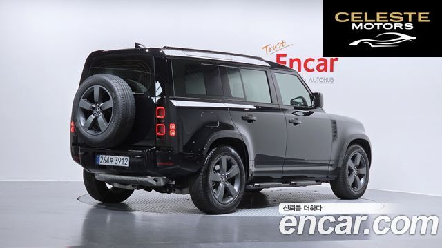 LAND ROVER Defender (L663) 110 P300 X-Dynamic SE 2025 — photo 2 sur 39
