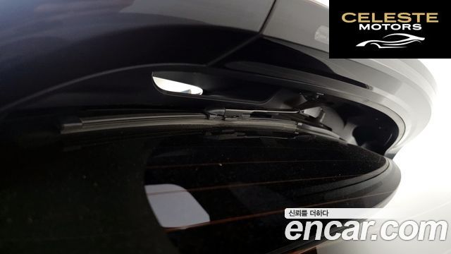 LAND ROVER Range Rover Velar 3.0 D300 R-Dynamic SE 2018 — photo 35 sur 35