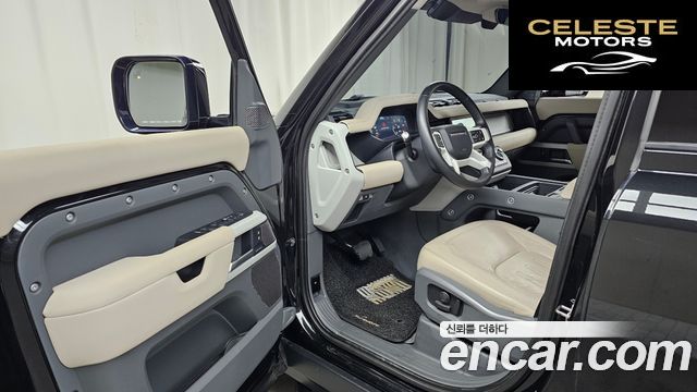 LAND ROVER Defender (L663) 110 D250 SE 2022 — photo 13 sur 31
