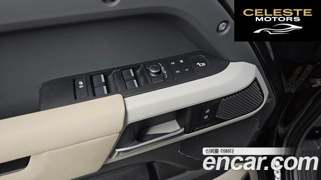 LAND ROVER Defender (L663) 110 D250 SE 2022 — photo 16 sur 31