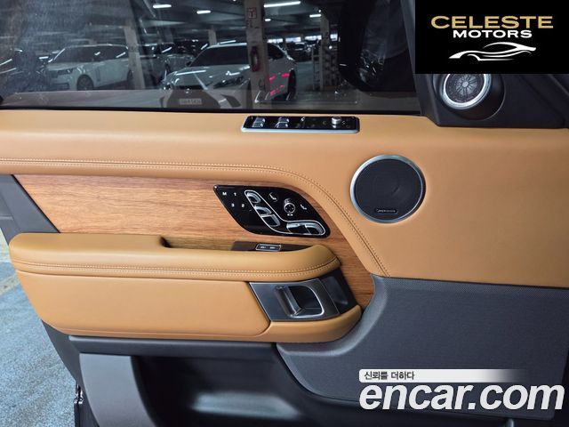 LAND ROVER Range Rover 45.0 SC AB 2022 — photo 18 sur 26