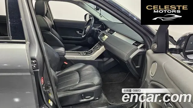 LAND ROVER Range Rover Evoque 2.0 TD4 SE 2019 — photo 17 sur 31