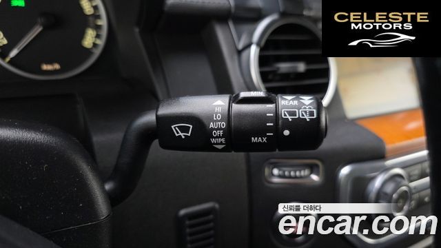 LAND ROVER Discovery 4 5.0 V8 HSE 2010 — photo 15 sur 20