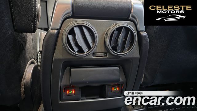 LAND ROVER Discovery 4 5.0 V8 HSE 2010 — photo 17 sur 20