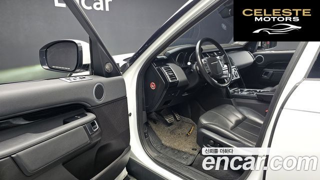 LAND ROVER Discovery 5 2.0 SD4 SE 2018 — photo 10 sur 26