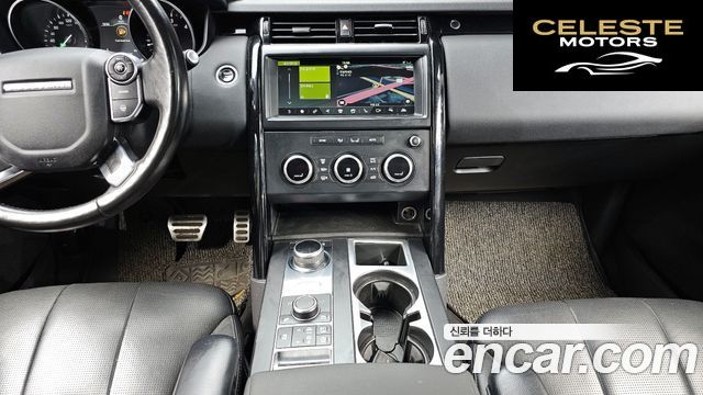 LAND ROVER Discovery 5 2.0 SD4 SE 2018 — photo 13 sur 26