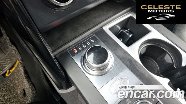 LAND ROVER Discovery 5 2.0 SD4 SE 2018 — photo 9 sur 26
