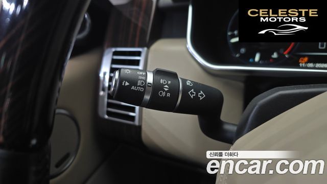 LAND ROVER Range Rover 44.4 SDV8 AB 2016 — photo 16 sur 20