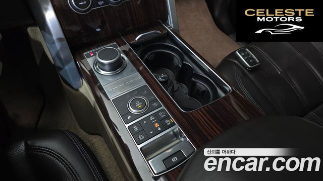 LAND ROVER Range Rover 44.4 SDV8 AB 2016 — photo 9 sur 20