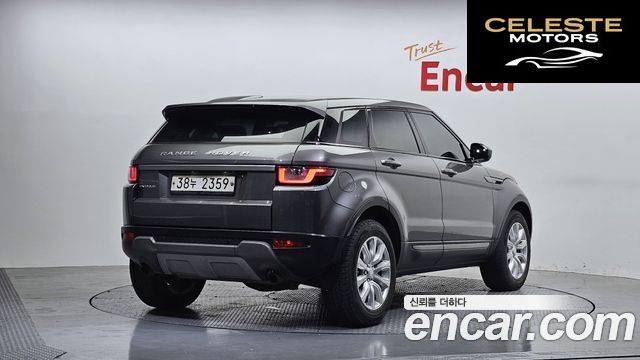 LAND ROVER Range Rover Evoque 2.0 TD4 SE 2019 — photo 2 sur 31