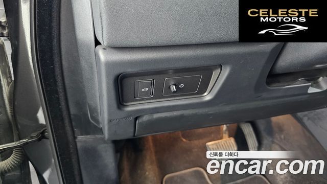 LAND ROVER Range Rover Evoque 2.0 TD4 SE 2019 — photo 27 sur 31