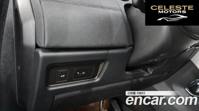 LAND ROVER Range Rover Evoque 2.0 TD4 SE 2018 — photo 26 sur 39