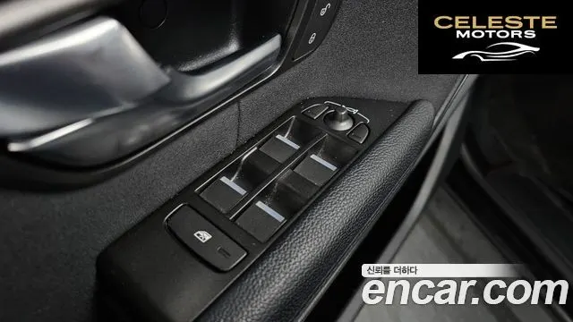 LAND ROVER Range Rover Evoque 2.0 TD4 SE 2018 — photo 28 sur 39