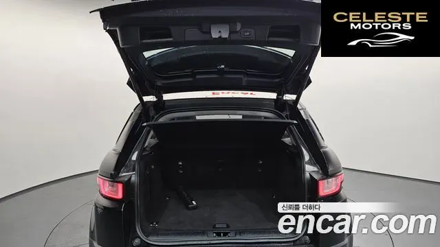 LAND ROVER Range Rover Evoque 2.0 TD4 SE 2018 — photo 30 sur 39