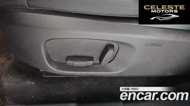 LAND ROVER Range Rover Evoque 2.0 TD4 SE 2018 — photo 31 sur 39