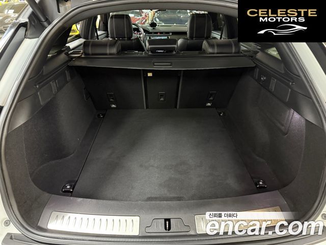 LAND ROVER Range Rover Velar 2.0 D240 R-Dynamic SE 2018 — photo 20 sur 26