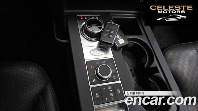LAND ROVER Discovery 5 2.0 SD4 SE 2020 — photo 12 sur 32