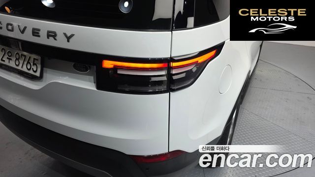 LAND ROVER Discovery 5 2.0 SD4 SE 2020 — photo 9 sur 32