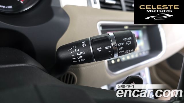 LAND ROVER Range Rover Evoque 2.0 TD4 SE 2017 — photo 17 sur 20