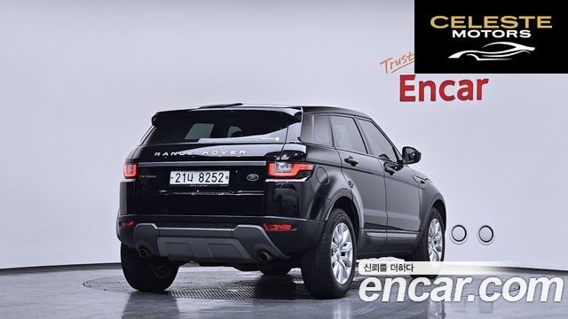 LAND ROVER Range Rover Evoque 2.0 TD4 SE 2018 — photo 2 sur 39