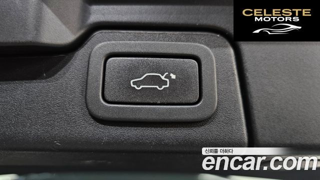 LAND ROVER Range Rover Evoque 2.0 TD4 SE 2018 — photo 21 sur 39