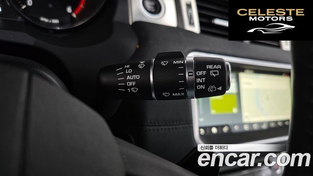 LAND ROVER Range Rover Evoque 2.0 TD4 SE 2018 — photo 27 sur 39
