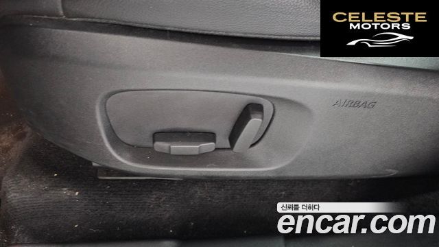 LAND ROVER Range Rover Evoque 2.0 TD4 SE 2018 — photo 31 sur 39