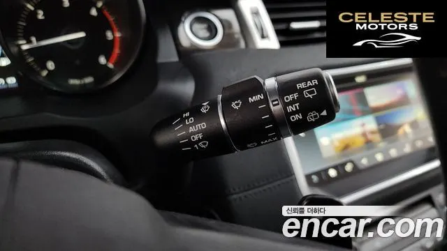 LAND ROVER Range Rover Evoque 2.0 TD4 HSE 2018 — photo 30 sur 34