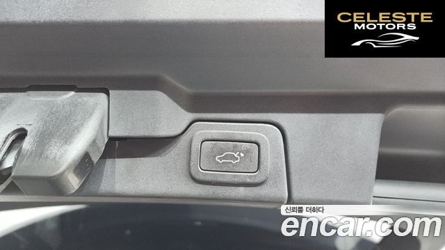 LAND ROVER Range Rover Evoque 2.0 TD4 HSE 2018 — photo 24 sur 34