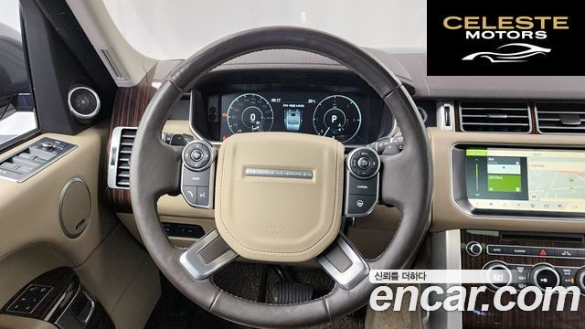 LAND ROVER Range Rover 44.4 SDV8 Vogue SE 2017 — photo 13 sur 20