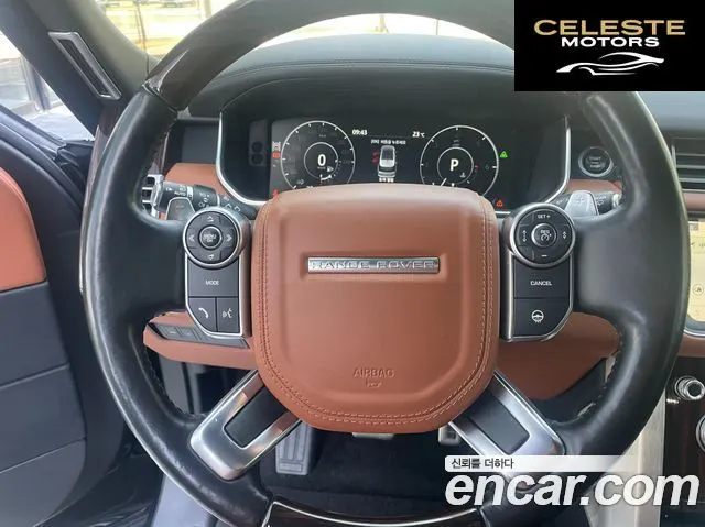 LAND ROVER Range Rover 44.4 SDV8 AB 2017 — photo 13 sur 23
