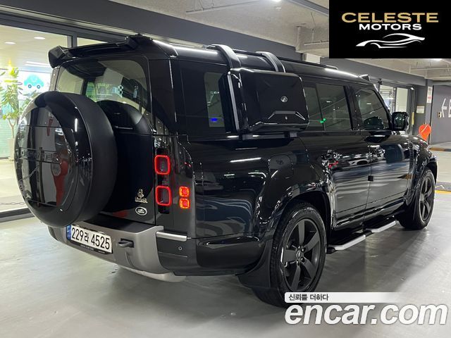 LAND ROVER Defender (L663) 130 D300 X-Dynamic HSE 2023 — photo 2 sur 25