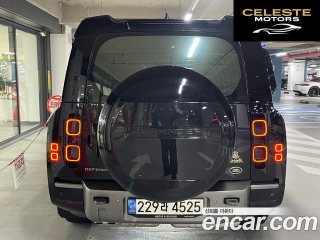 LAND ROVER Defender (L663) 130 D300 X-Dynamic HSE 2023 — photo 6 sur 25