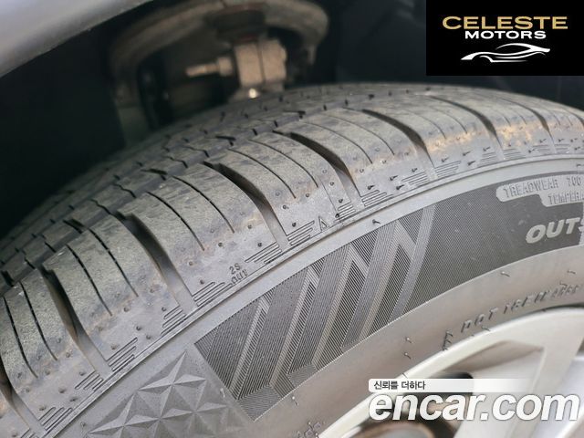 LAND ROVER Discovery 5 2.0 SD4 HSE 2017 — photo 11 sur 19