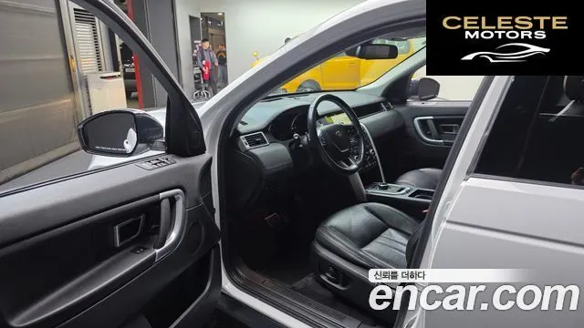 LAND ROVER Discovery Sport 2.0 TD4 SE 2017 — photo 10 sur 20