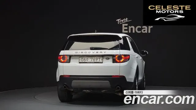 LAND ROVER Discovery Sport 2.0 TD4 SE 2017 — photo 4 sur 20
