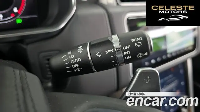 LAND ROVER Range Rover 44.4 SDV8 AB 2020 — photo 17 sur 20