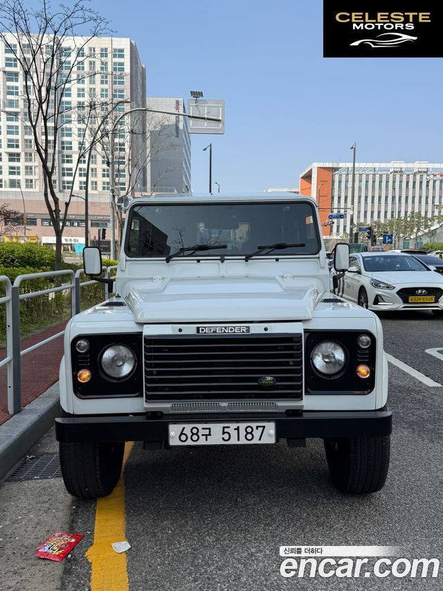 LAND ROVER Defender 110 2012 — photo 14 sur 14