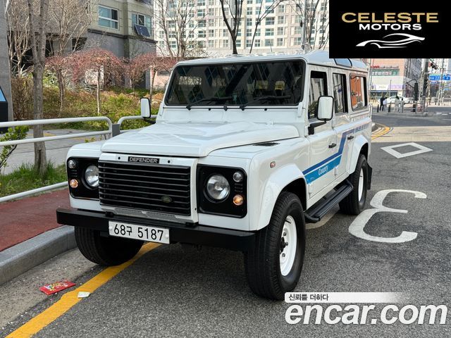 LAND ROVER Defender 110 2012 — photo 2 sur 14