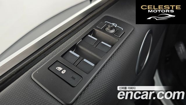 LAND ROVER Discovery 5 D350 Dynamic HSE 2025 — photo 30 sur 42