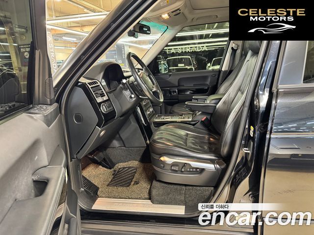 LAND ROVER Range Rover 4.4 TDV8 Vogue 2012 — photo 10 sur 17