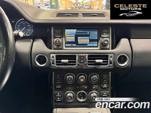 LAND ROVER Range Rover 4.4 TDV8 Vogue 2012 — photo 11 sur 17