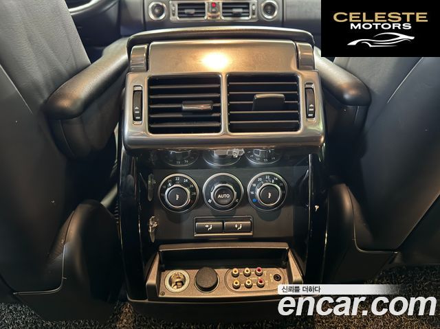 LAND ROVER Range Rover 4.4 TDV8 Vogue 2012 — photo 13 sur 17