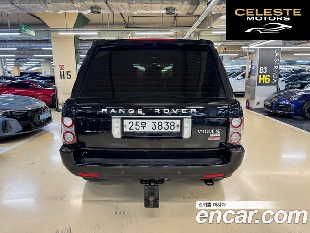 LAND ROVER Range Rover 4.4 TDV8 Vogue 2012 — photo 4 sur 17