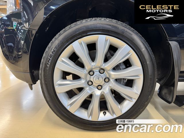 LAND ROVER Range Rover 4.4 TDV8 Vogue 2012 — photo 5 sur 17